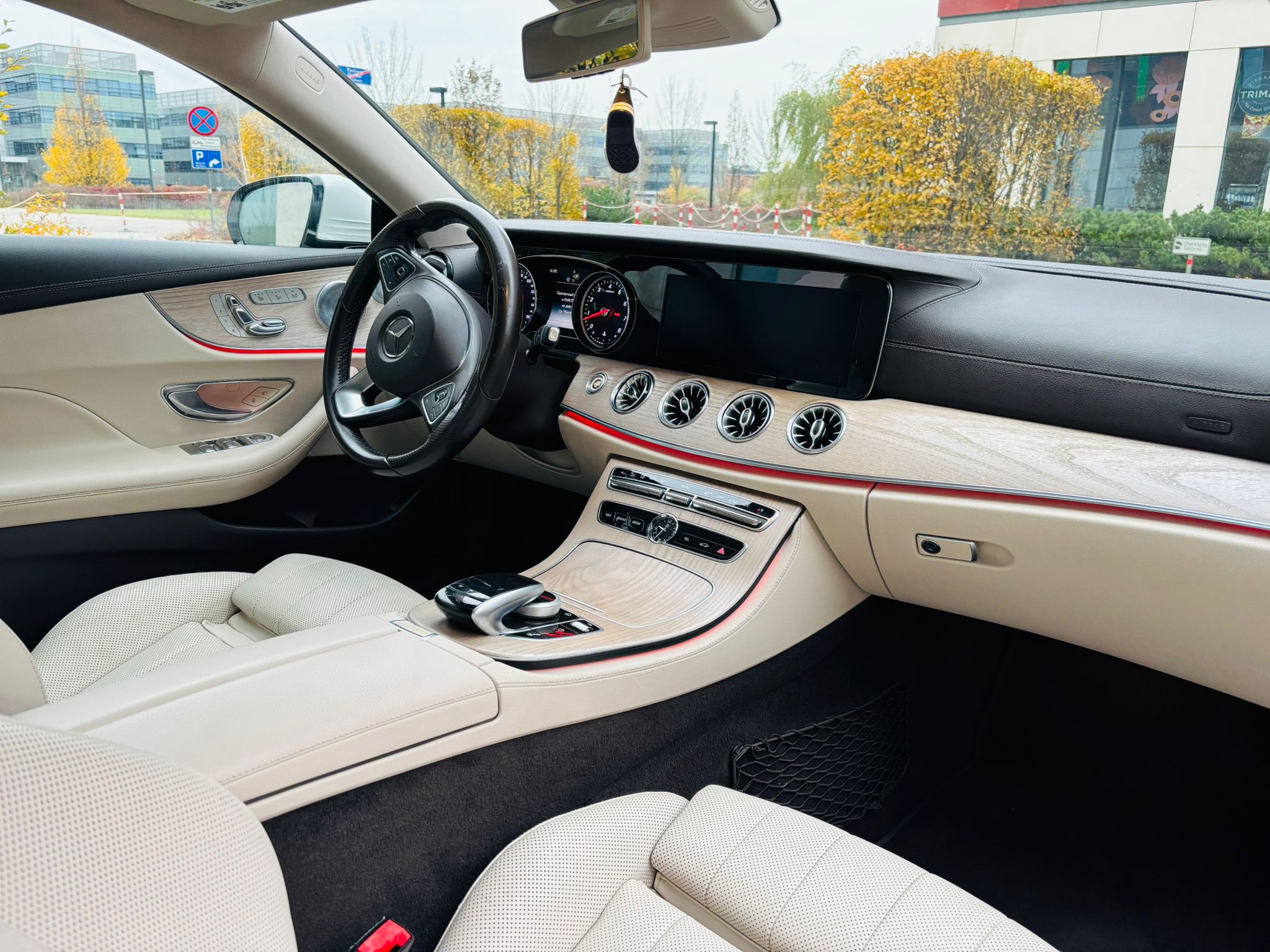 2018 Mercedes-Benz Klasa E 400 4Matic Coupe